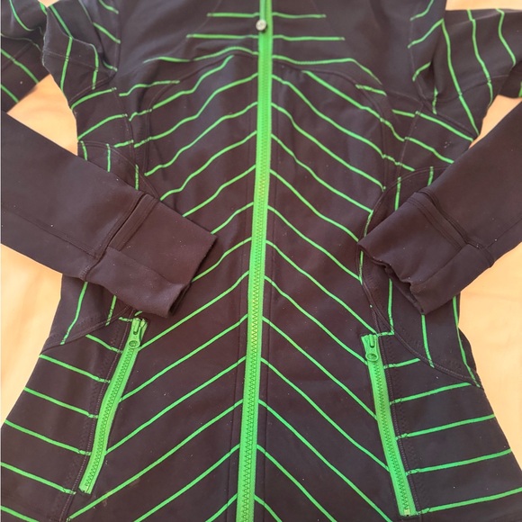 lululemon define jacket - Picture 3 of 3